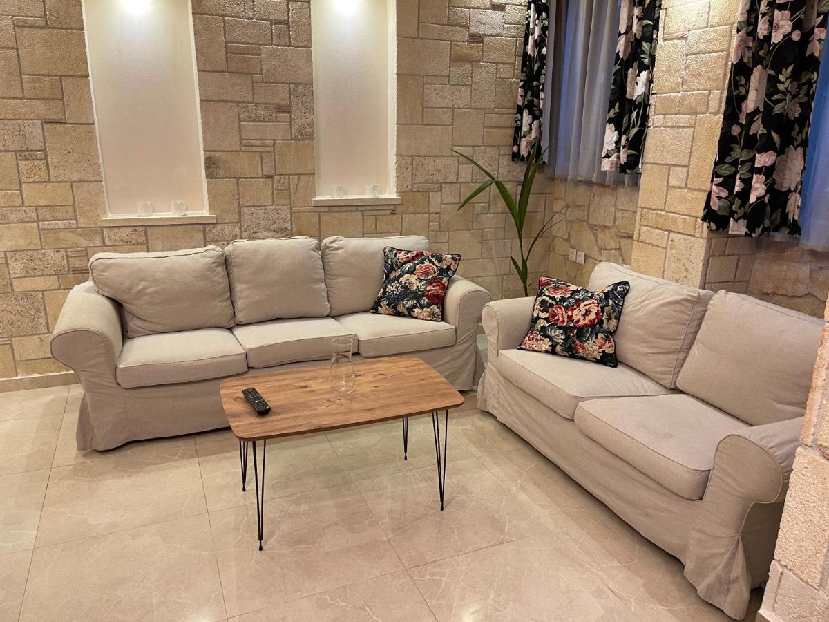 Stone Apartment 2 เทสซาโลนิกิ ภายนอก รูปภาพ